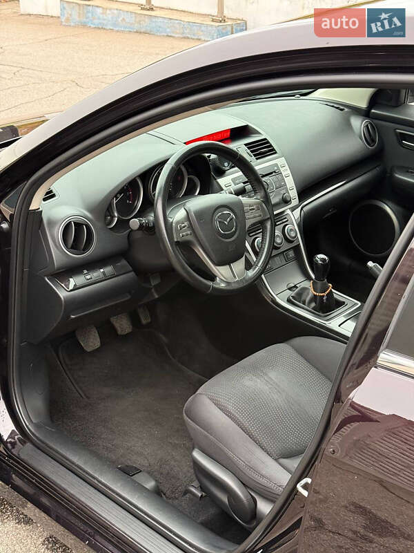 Седан Mazda 6 2007 в Запорожье