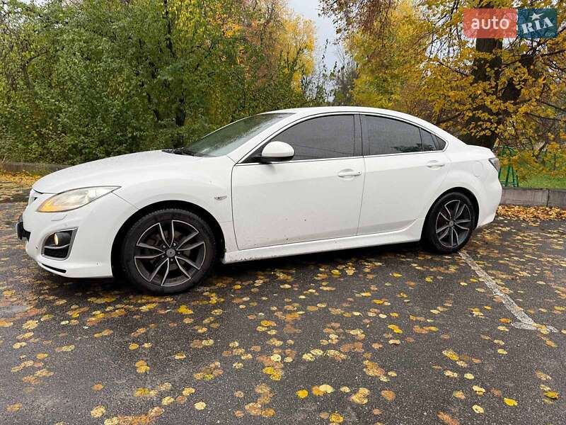 Седан Mazda 6 2011 в Киеве