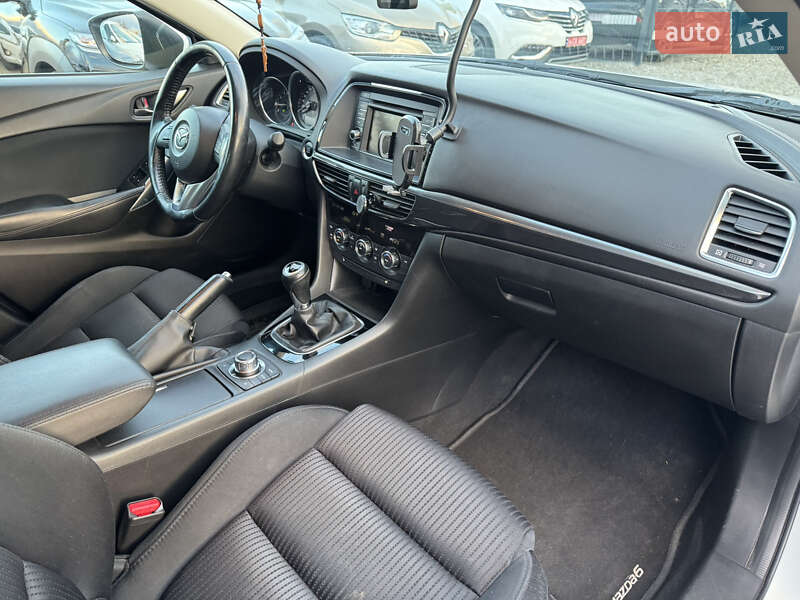 Седан Mazda 6 2014 в Ивано-Франковске