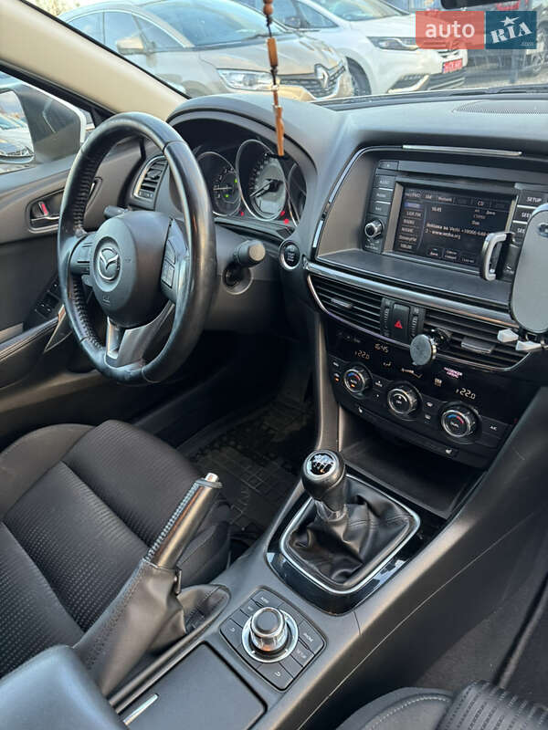 Седан Mazda 6 2014 в Ивано-Франковске