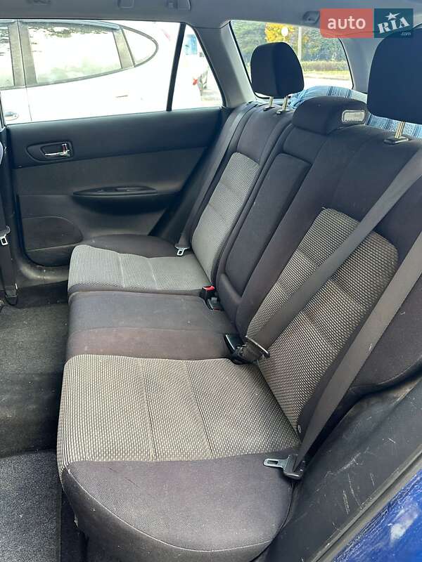 Універсал Mazda 6 2004 в Києві