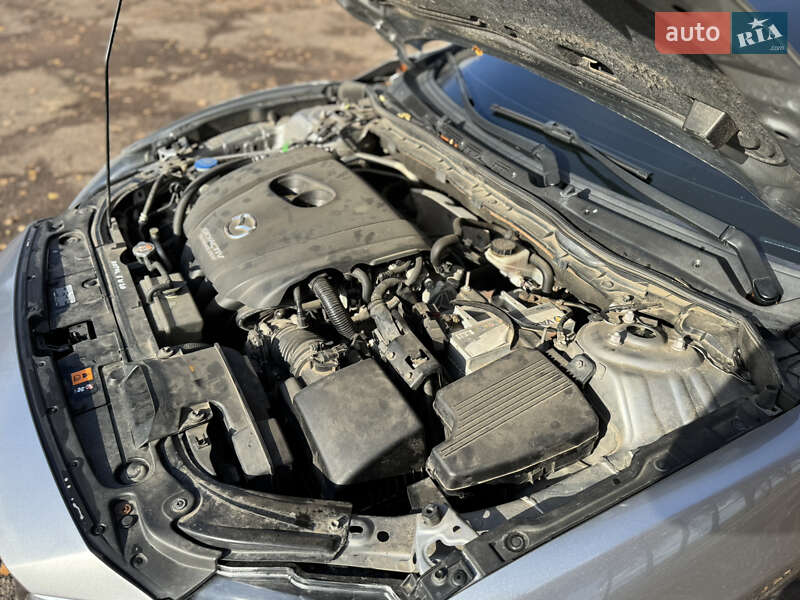 Седан Mazda 6 2013 в Тростянці