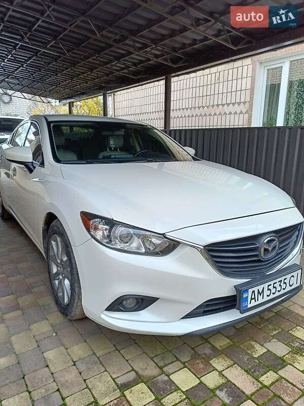 Седан Mazda 6 2016 в Коростышеве