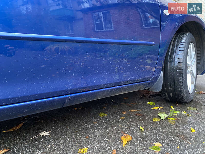 Седан Mazda 6 2006 в Киеве