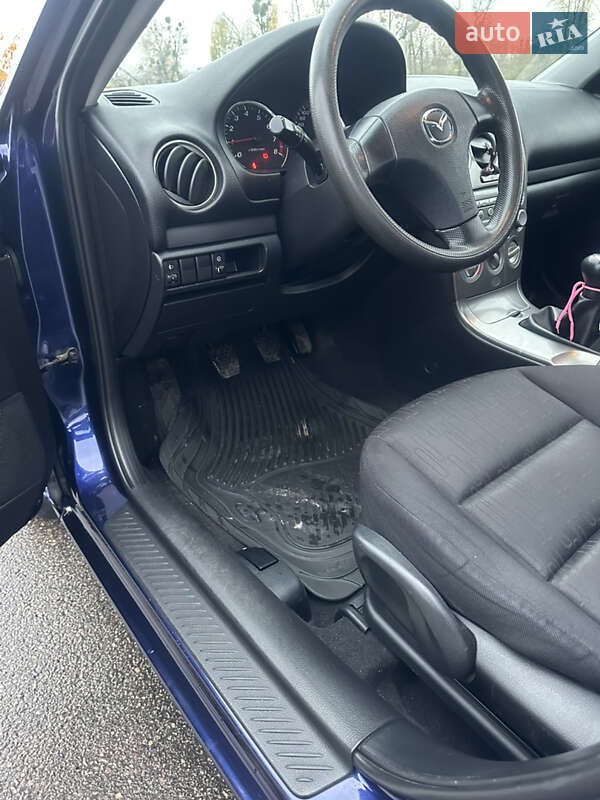 Седан Mazda 6 2002 в Новой Водолаге