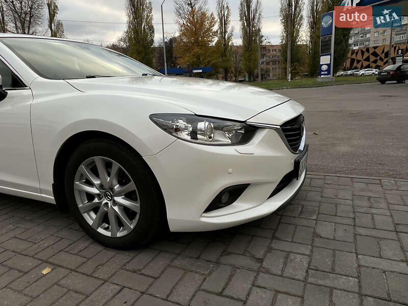 Седан Mazda 6 2016 в Черкасах