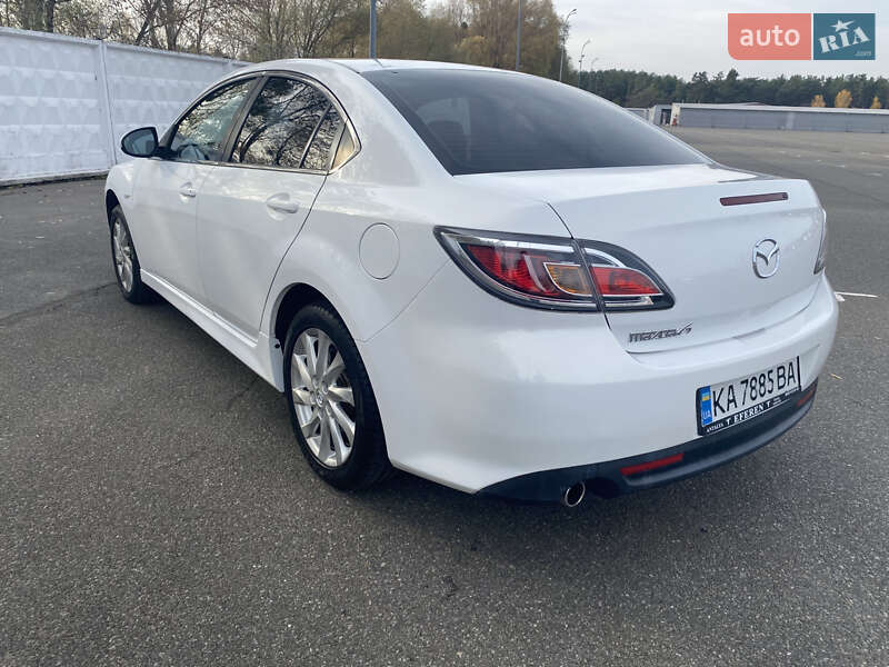 Седан Mazda 6 2011 в Киеве