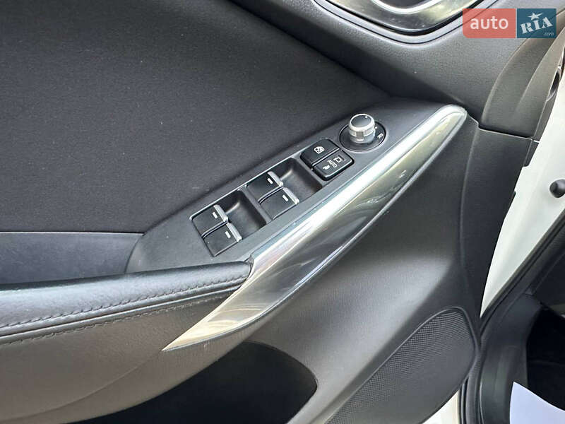 Седан Mazda 6 2016 в Києві