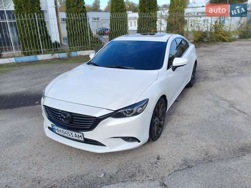 Седан Mazda 6 2015 в Запорожье