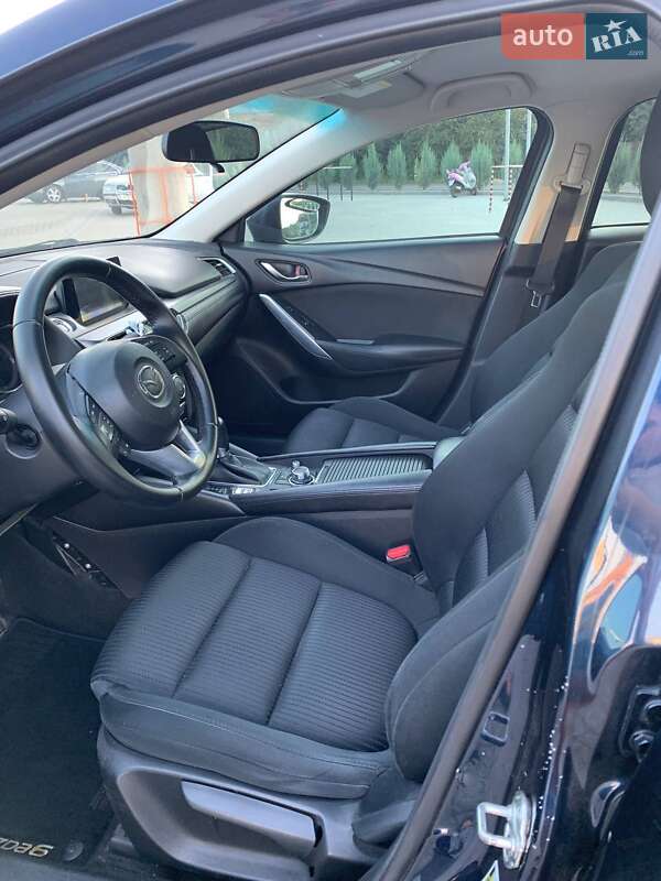 Седан Mazda 6 2016 в Полтаве