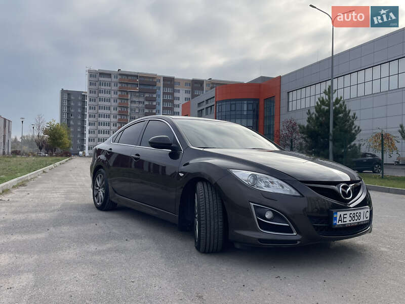Седан Mazda 6 2010 в Днепре