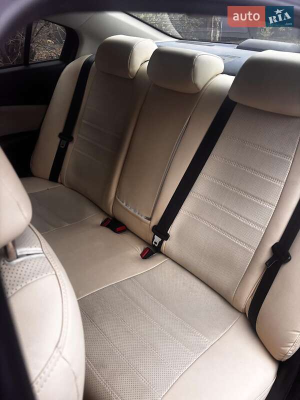 Седан Mazda 6 2016 в Кривом Роге