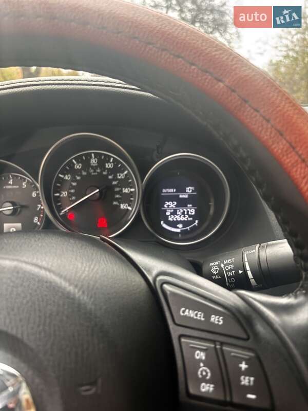 Седан Mazda 6 2016 в Кривом Роге