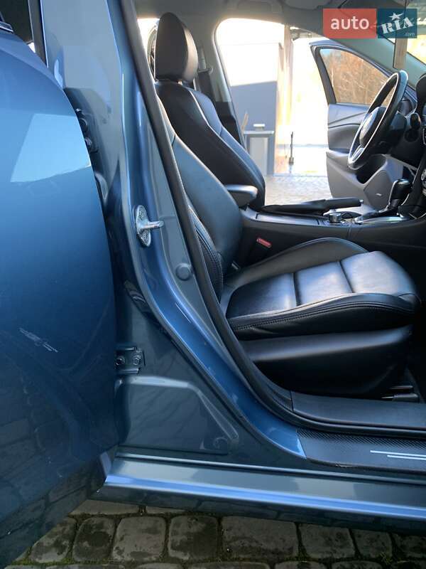 Седан Mazda 6 2014 в Самборі