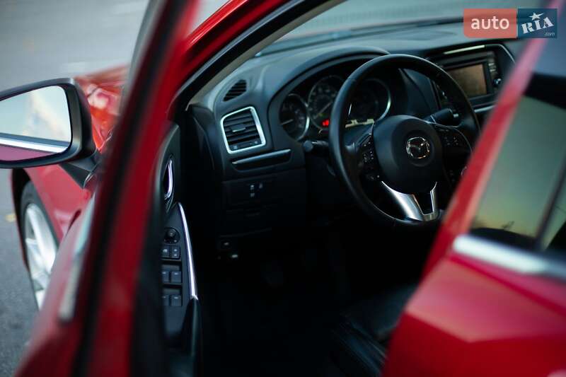 Седан Mazda 6 2014 в Вінниці