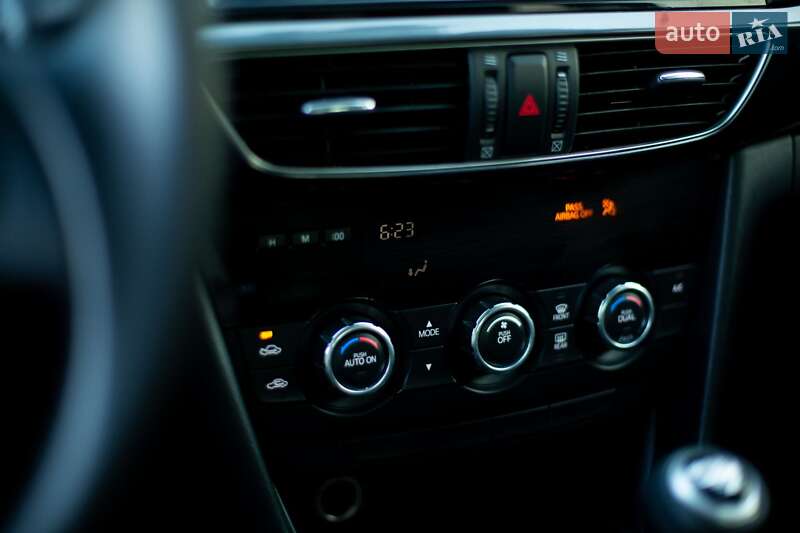 Седан Mazda 6 2014 в Вінниці