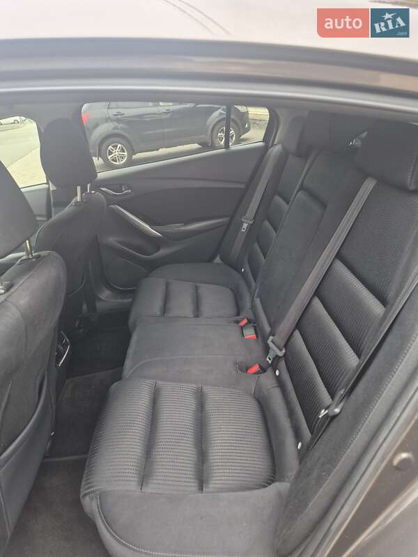 Седан Mazda 6 2016 в Киеве