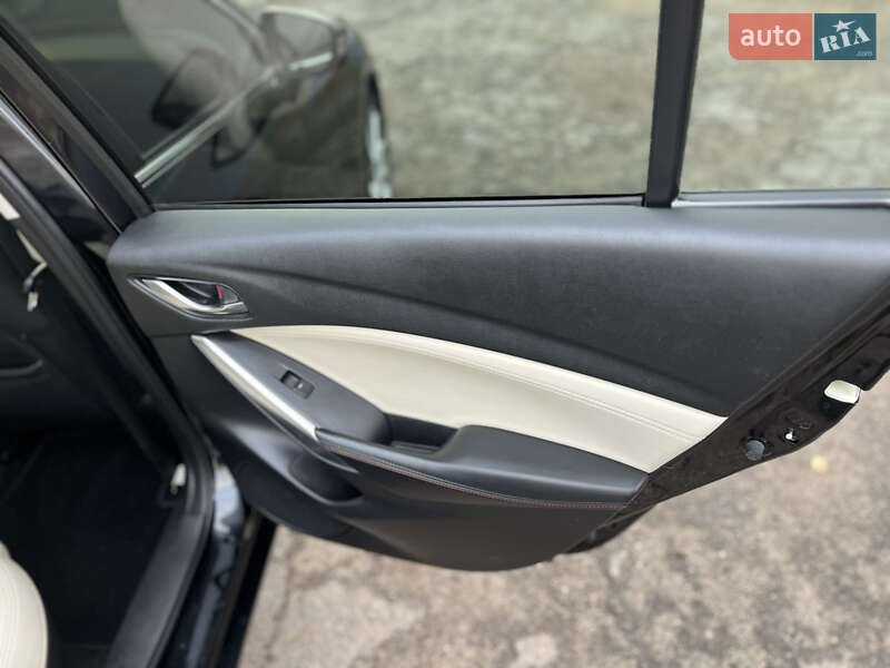 Седан Mazda 6 2014 в Сумах