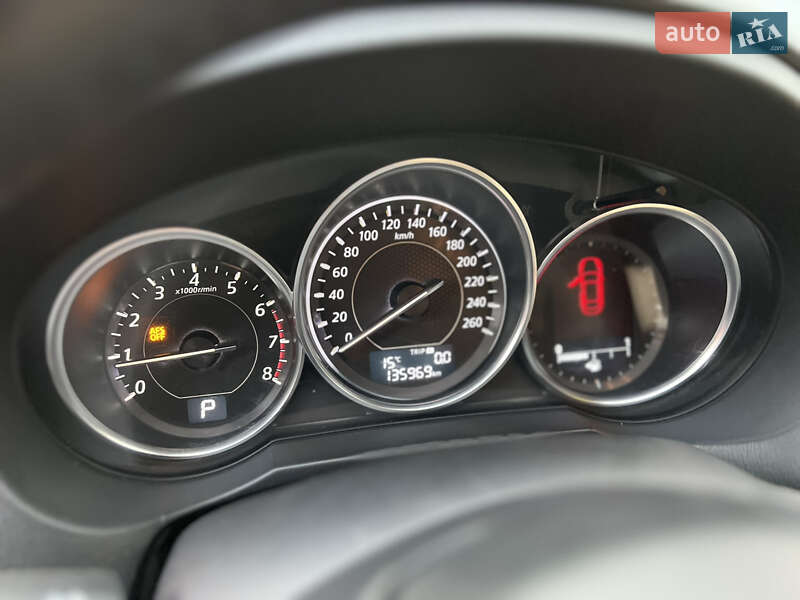 Седан Mazda 6 2014 в Сумах