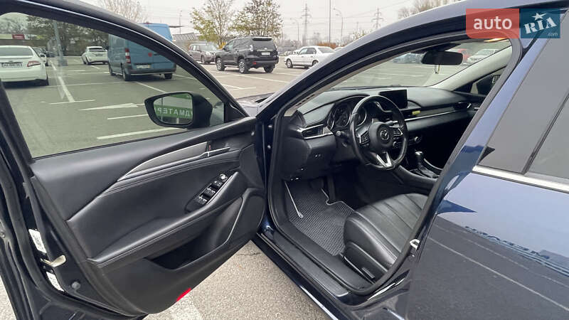 Седан Mazda 6 2018 в Киеве