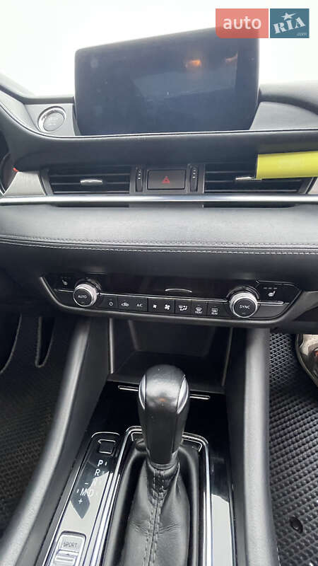 Седан Mazda 6 2018 в Киеве