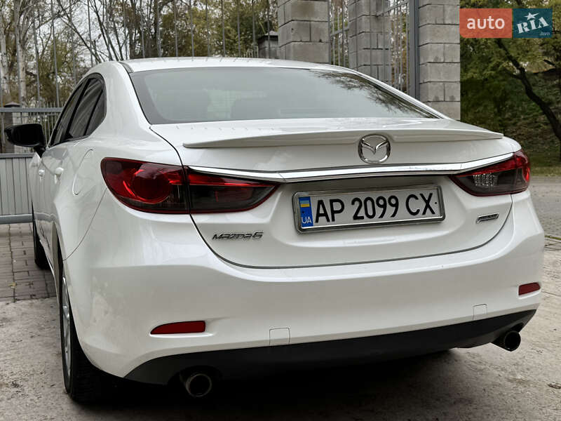 Седан Mazda 6 2014 в Запорожье