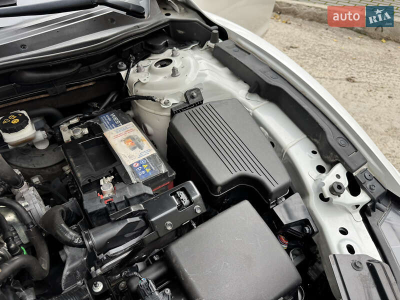 Седан Mazda 6 2014 в Запорожье