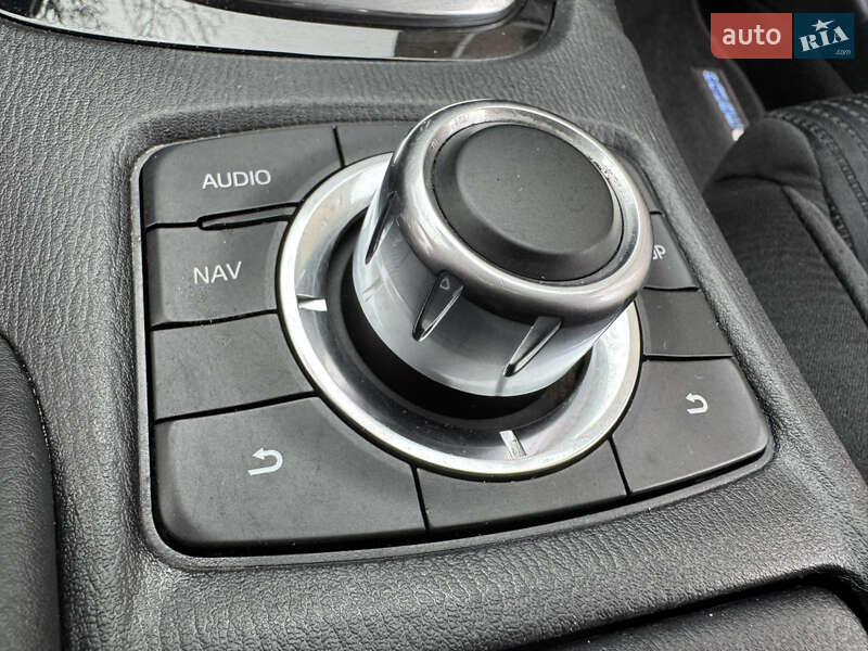 Седан Mazda 6 2014 в Запорожье