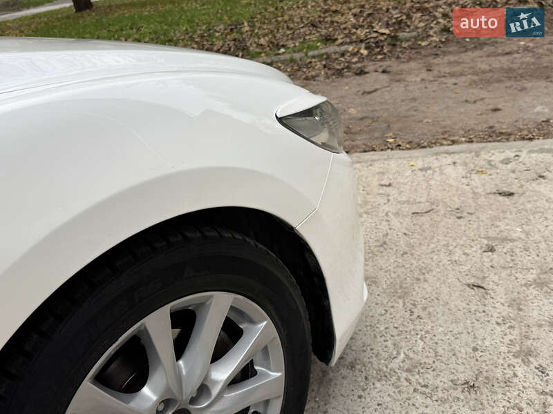 Седан Mazda 6 2014 в Запорожье