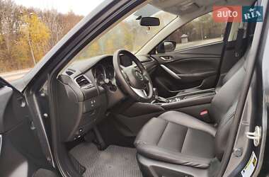 Седан Mazda 6 2016 в Днепре