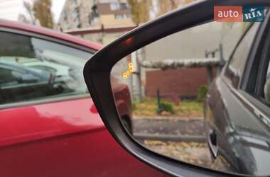 Седан Mazda 6 2016 в Днепре