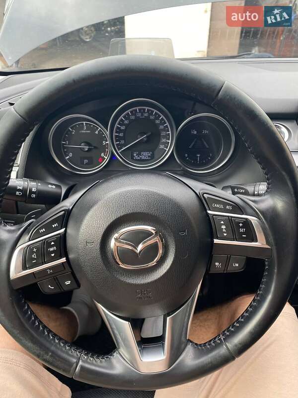 Универсал Mazda 6 2015 в Стебнику