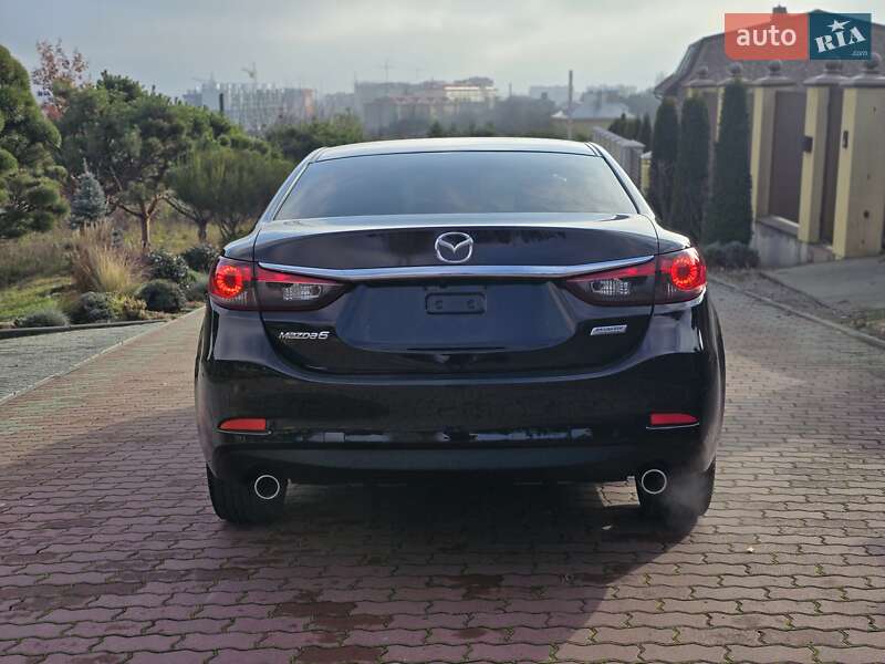 Седан Mazda 6 2017 в Черновцах