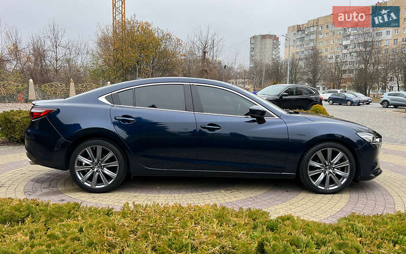 Седан Mazda 6 2018 в Львове