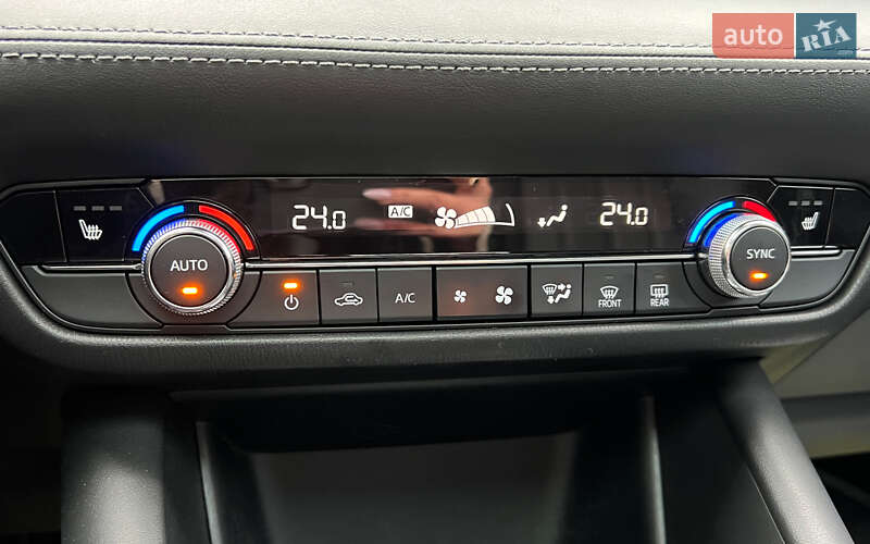 Седан Mazda 6 2018 в Львове