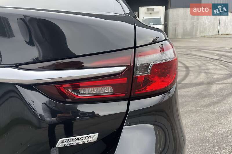 Седан Mazda 6 2018 в Львові