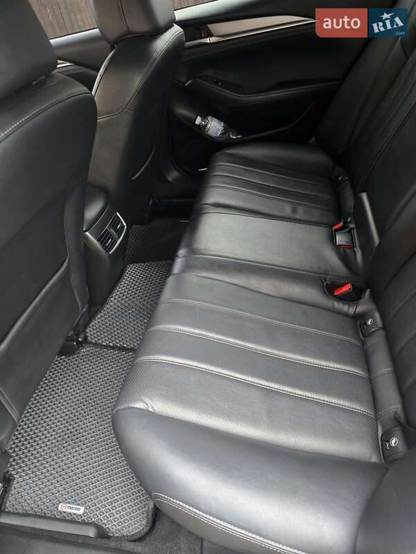 Седан Mazda 6 2018 в Киеве