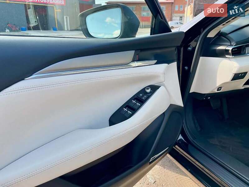 Седан Mazda 6 2018 в Черкасах