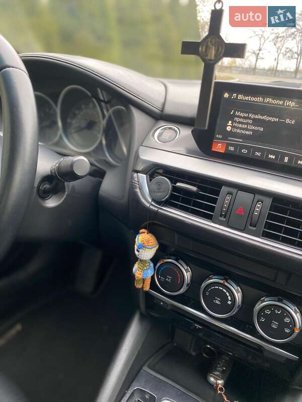 Седан Mazda 6 2015 в Миколаєві