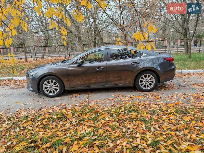 Седан Mazda 6 2017 в Вараше