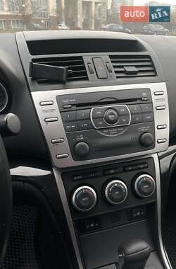 Седан Mazda 6 2008 в Нетешине