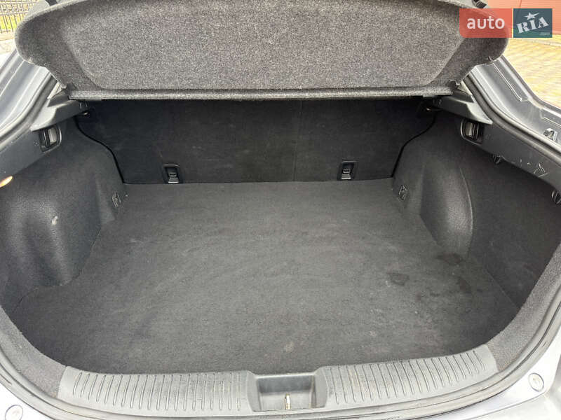 Ліфтбек Mazda 6 2006 в Гайсину