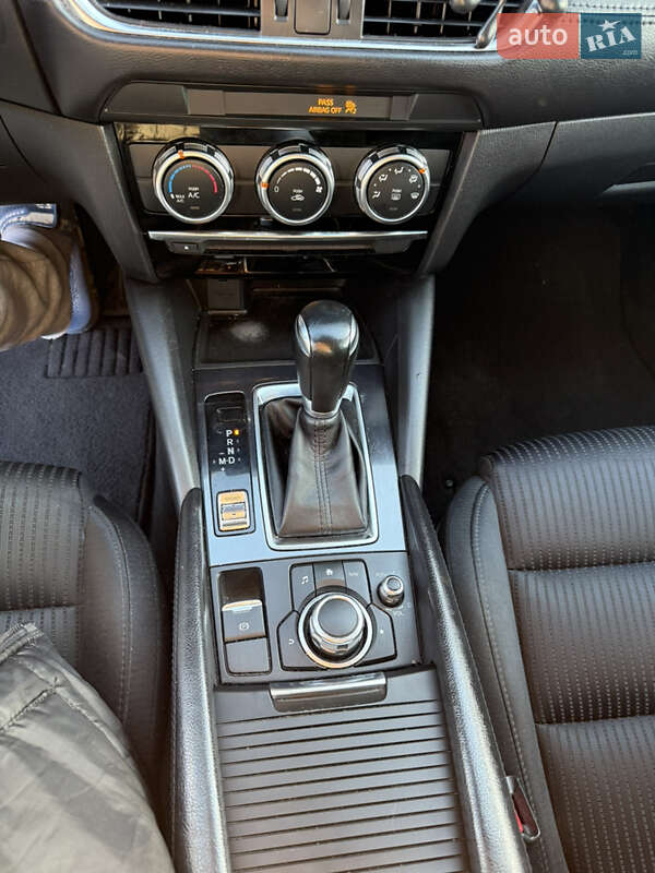 Седан Mazda 6 2015 в Івано-Франківську