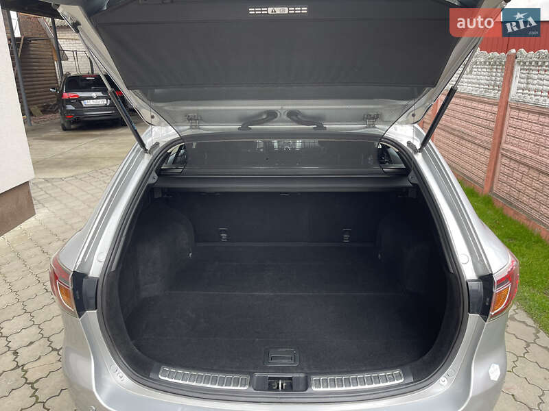 Універсал Mazda 6 2010 в Ковелі