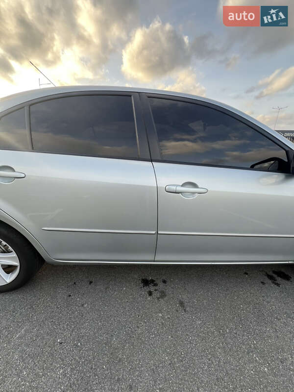 Лифтбек Mazda 6 2005 в Днепре