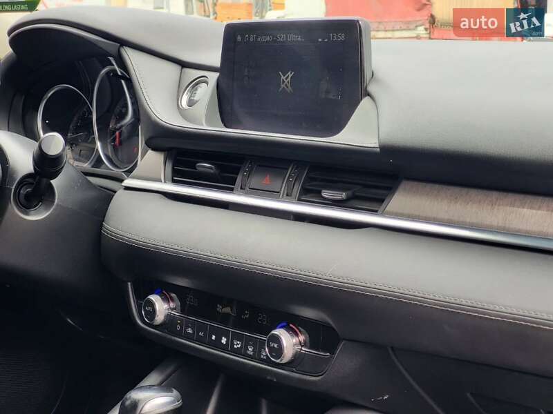 Седан Mazda 6 2018 в Дніпрі