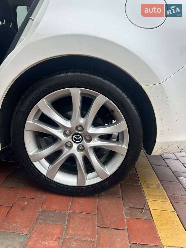 Универсал Mazda 6 2013 в Киверцах