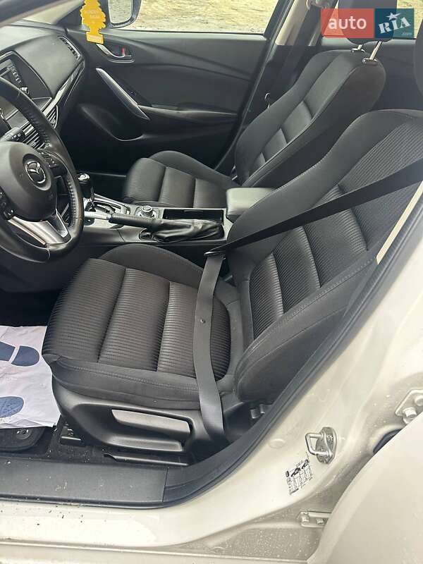 Универсал Mazda 6 2013 в Киверцах