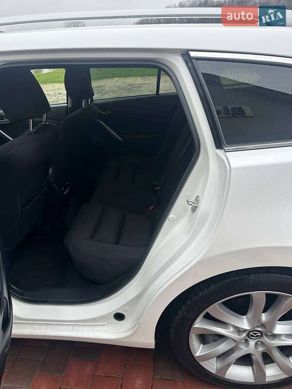 Универсал Mazda 6 2013 в Киверцах