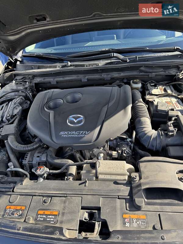 Седан Mazda 6 2017 в Ивано-Франковске